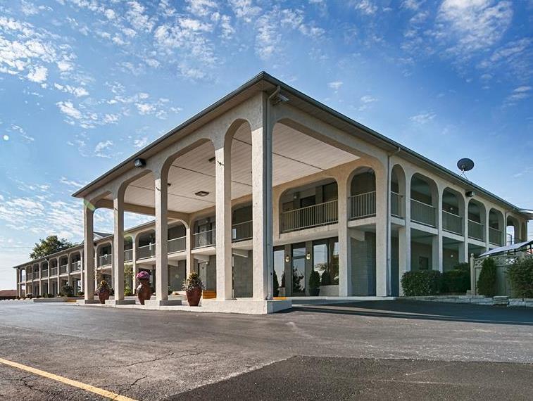 Days Inn By Wyndham Columbia Kentucky Buitenkant foto