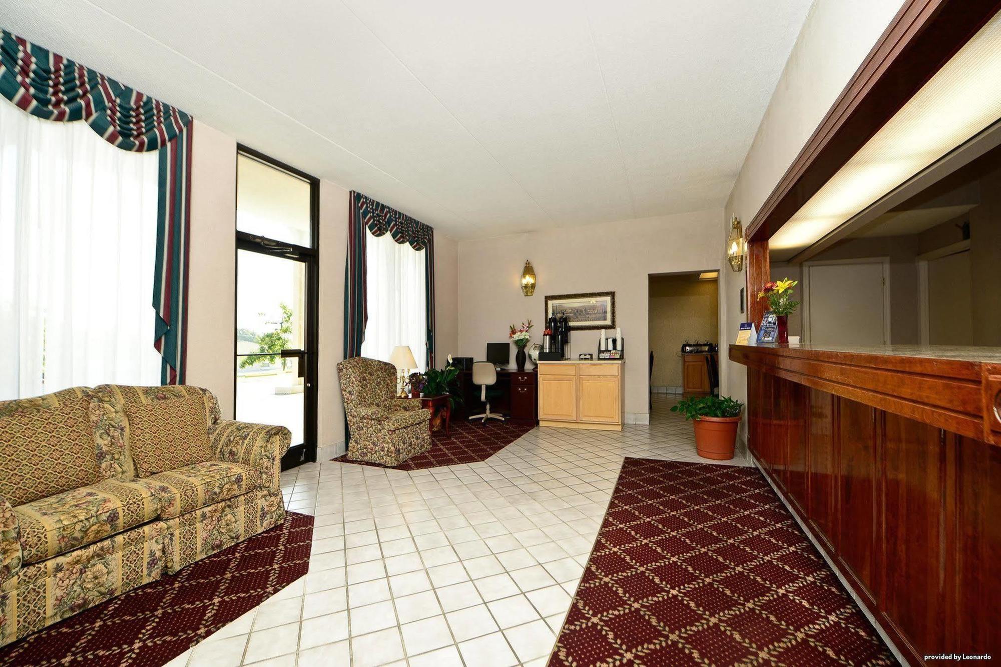 Days Inn By Wyndham Columbia Kentucky Buitenkant foto