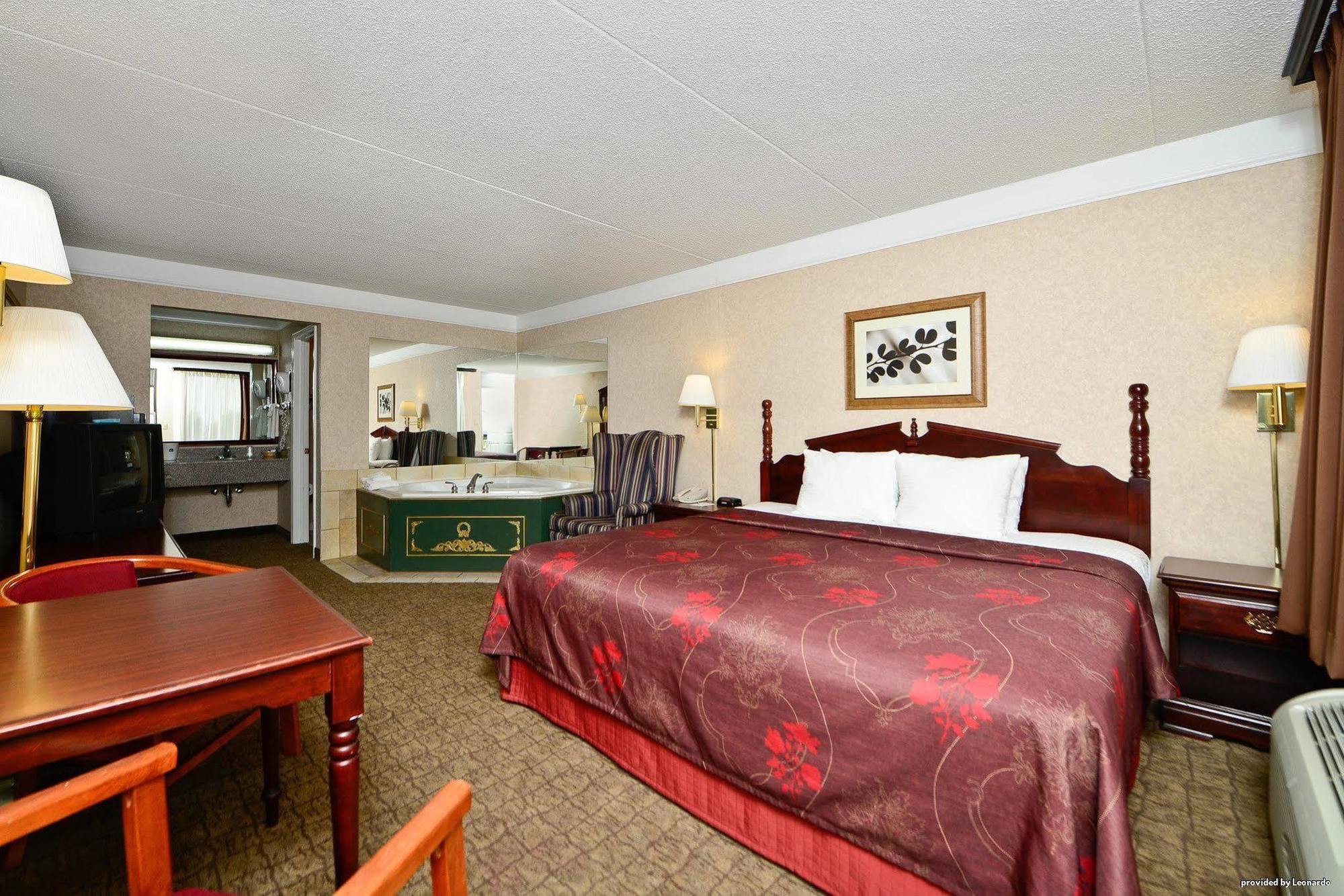 Days Inn By Wyndham Columbia Kentucky Buitenkant foto